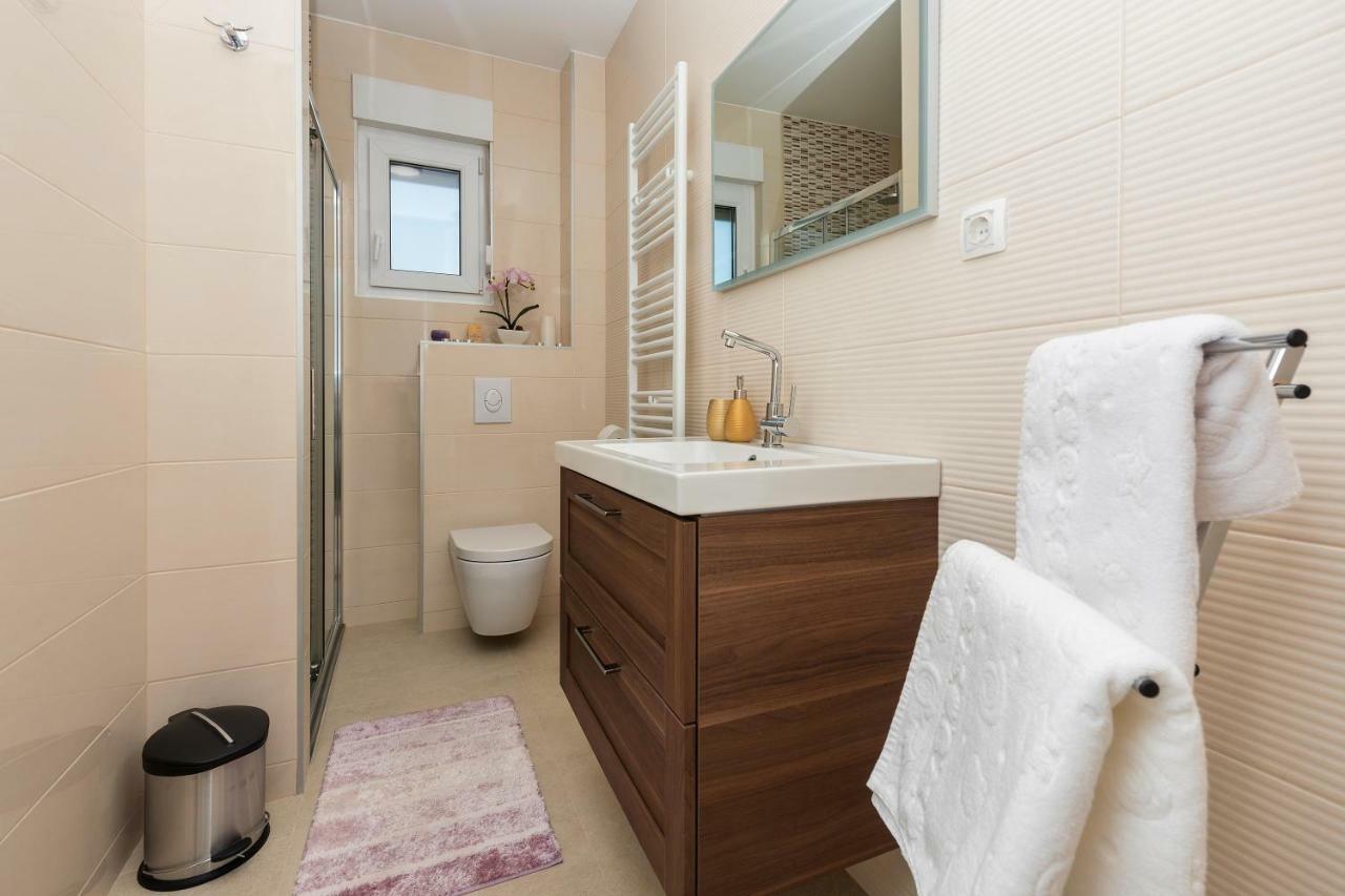 Penthouse Nikola Apartment Макарска Екстериор снимка